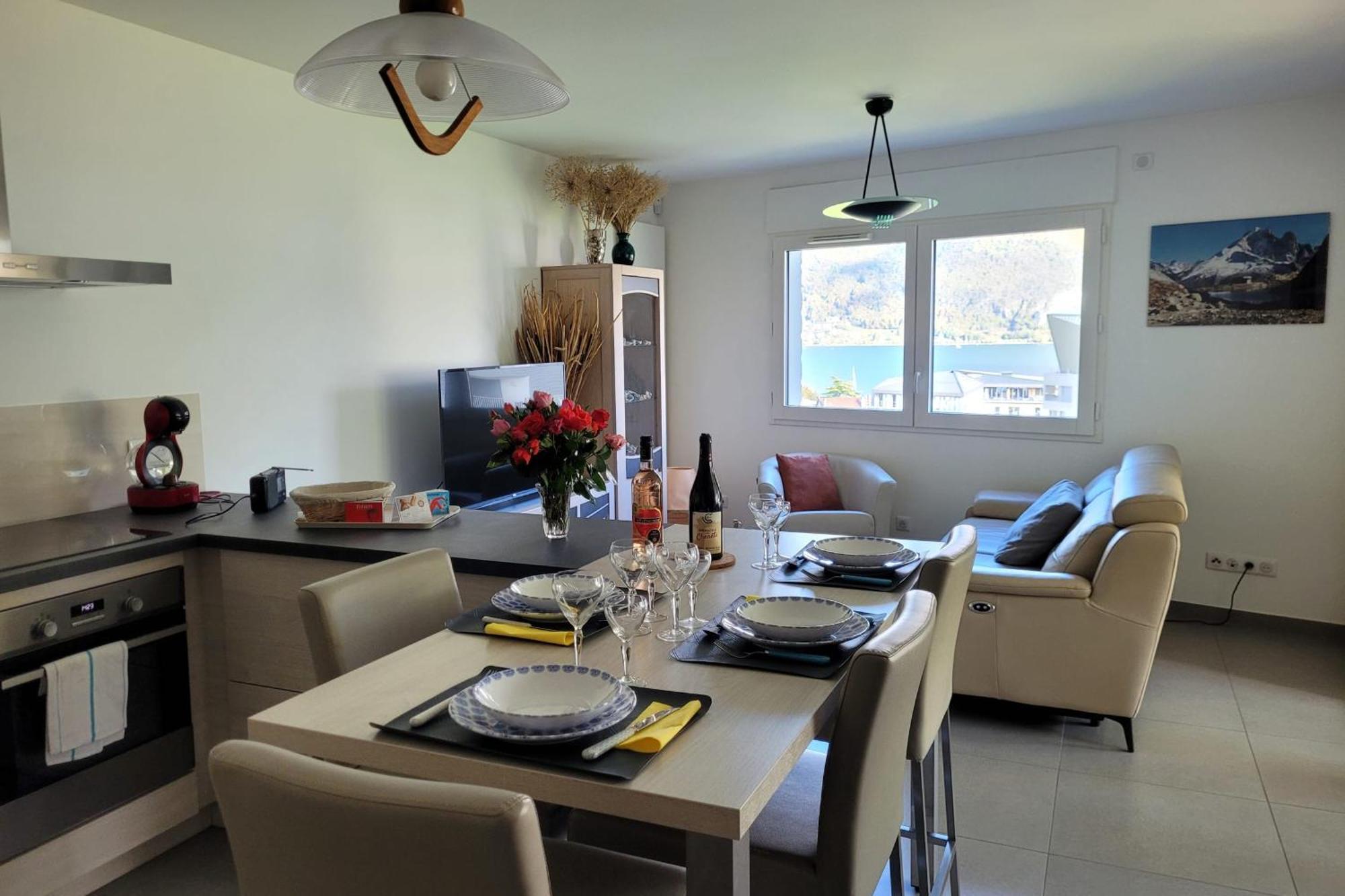 Le Tableau Du Lac 507 - 2 Bedrooms Apartment With Lake View Terrace Annecy Eksteriør bilde
